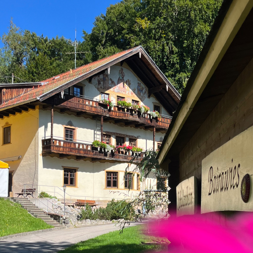bairawies-haupthaus